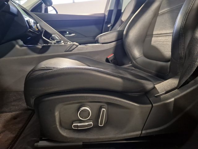 JAGUAR E-Pace usata, con Touch screen