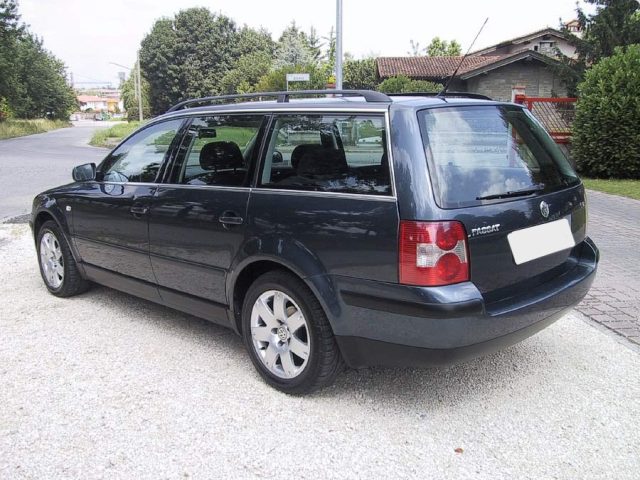 VOLKSWAGEN Passat usata, con Fendinebbia