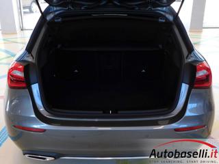 MERCEDES-BENZ A 180 usata, con Sedile posteriore sdoppiato