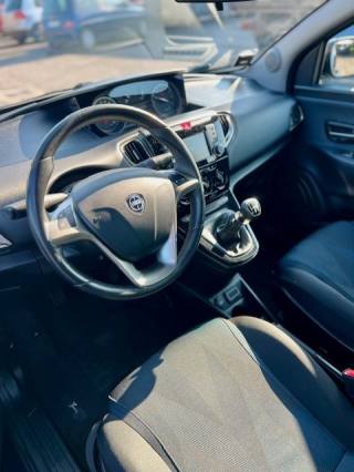 LANCIA Ypsilon usata, con Specchietti laterali elettrici