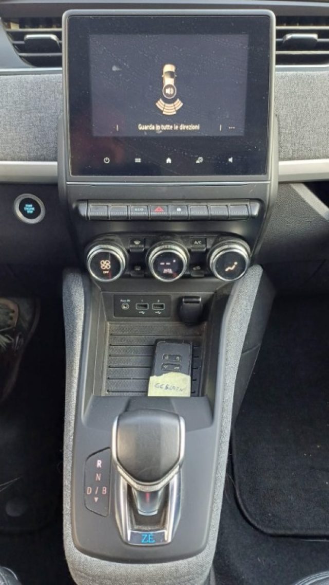 RENAULT ZOE usata, con Sistema di navigazione
