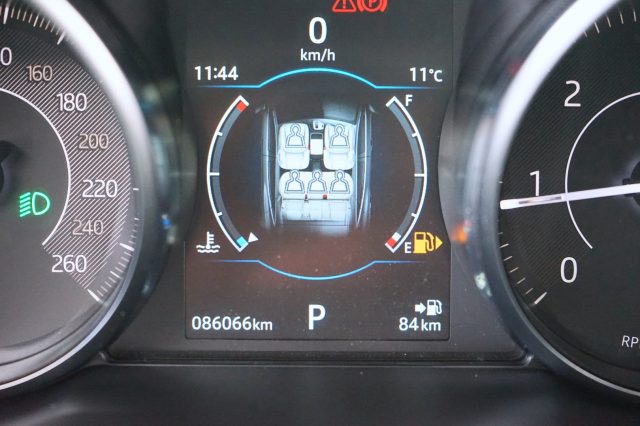 JAGUAR E-Pace usata 57