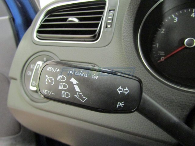 VOLKSWAGEN Polo usata, con Specchietti laterali elettrici
