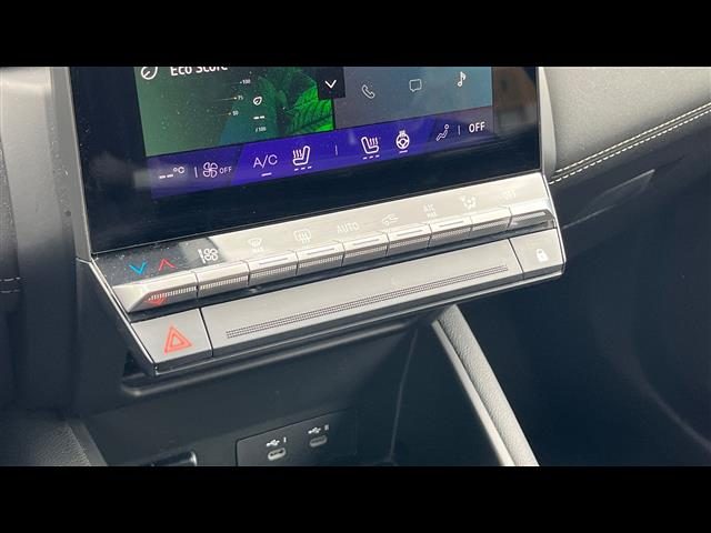 RENAULT Symbioz usata, con Specchietti laterali elettrici