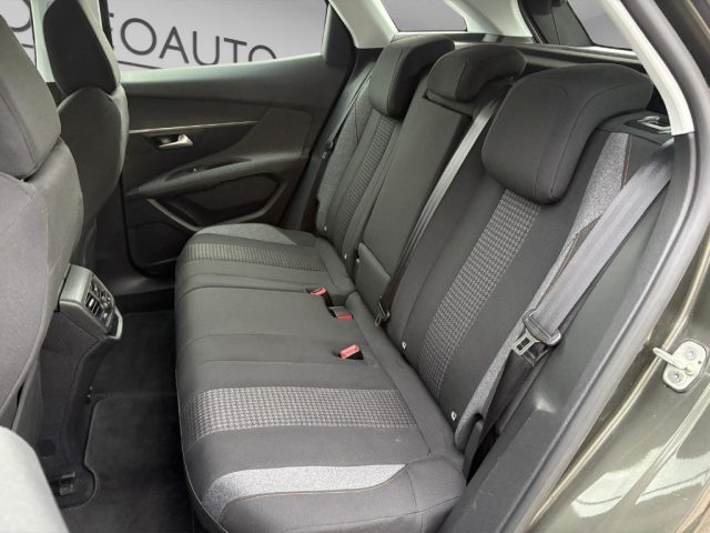 PEUGEOT 3008 usata, con Sensore di pioggia