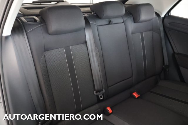 VOLKSWAGEN T-Roc usata, con Luci diurne