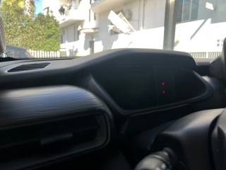 JEEP Avenger usata, con Volante in pelle