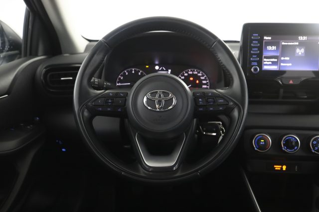 TOYOTA Yaris usata 5