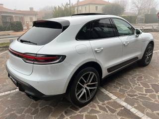 PORSCHE Macan usata, con Park Distance Control