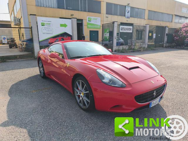 FERRARI California usata, con Specchietti laterali elettrici