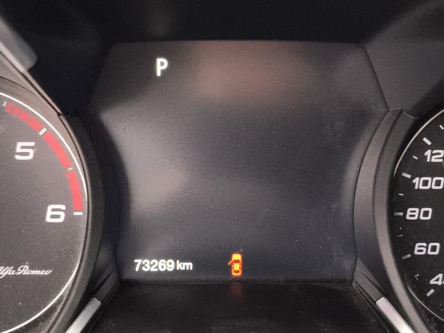 ALFA ROMEO Stelvio usata, con Fari Xenon