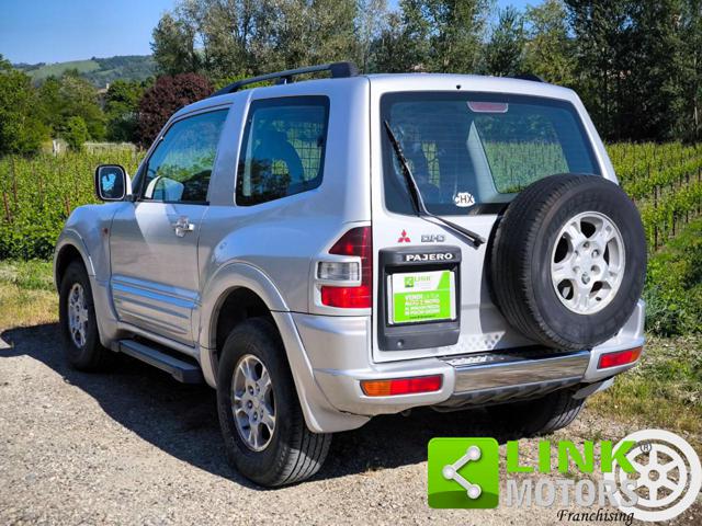 MITSUBISHI Pajero usata, con Fendinebbia