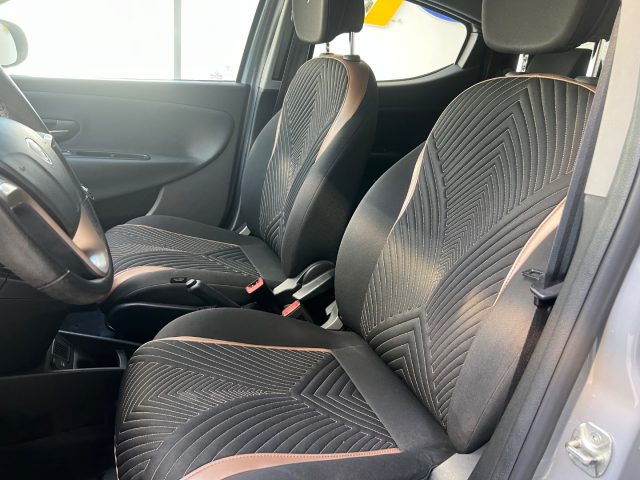 LANCIA Ypsilon usata, con Airbag posteriore