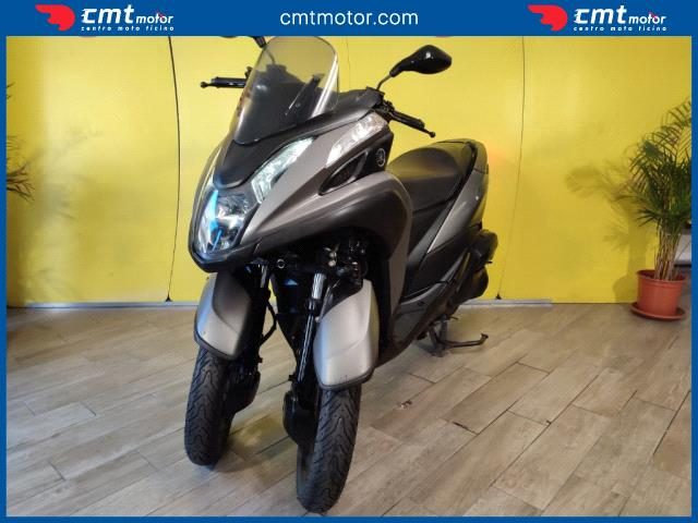 YAMAHA Tricity 155 usata 1