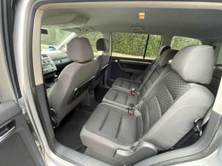 VOLKSWAGEN Touran usata, con ESP