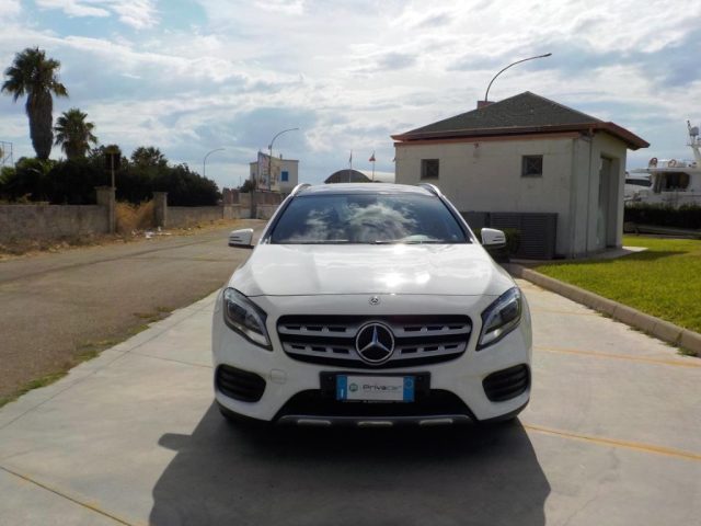 MERCEDES-BENZ GLA 200 usata, con Airbag