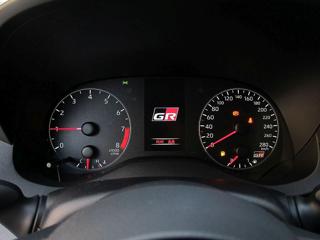 TOYOTA Yaris usata, con Sensore di luce