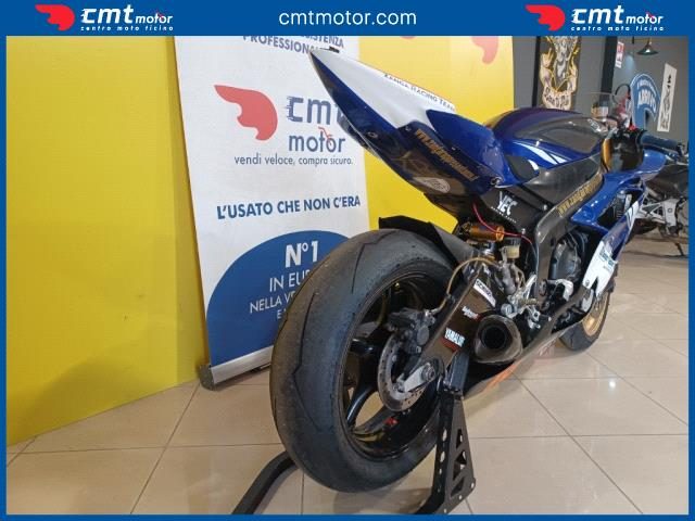 YAMAHA YZF R6 usata 3