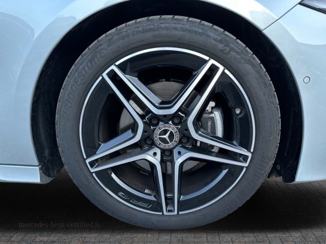 MERCEDES-BENZ A 180 usata, con Vetri oscurati