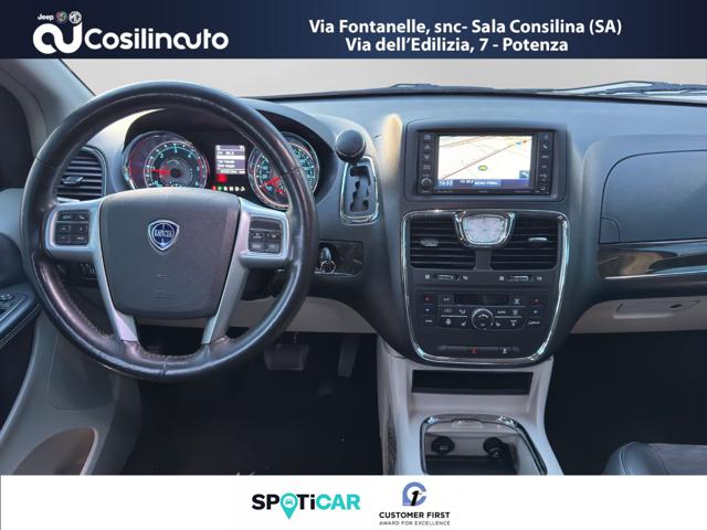 LANCIA Voyager usata, con Controllo trazione