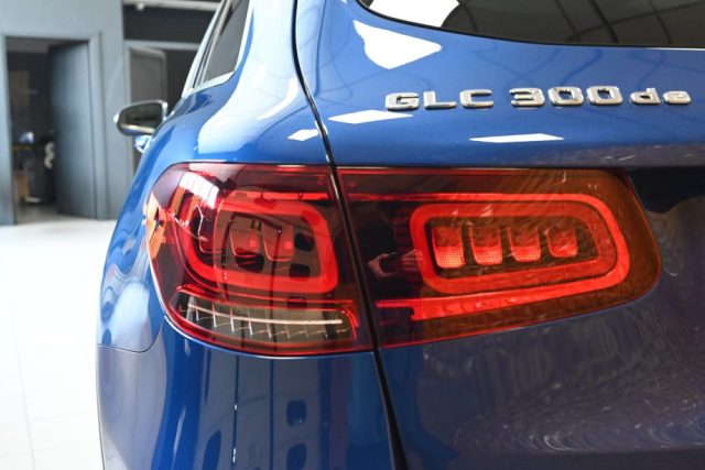 MERCEDES-BENZ GLC 300 usata 17