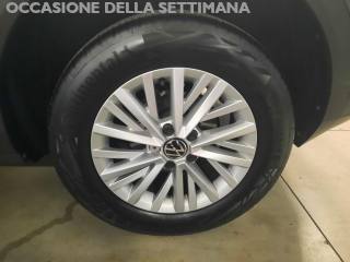 VOLKSWAGEN T-Roc usata, con Autoradio