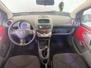 TOYOTA Aygo usata 10
