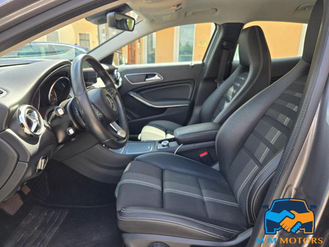 MERCEDES-BENZ GLA 180 usata 24