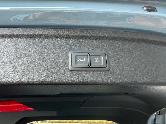 AUDI RS3 usata, con Leve al volante