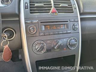 MERCEDES-BENZ B 180 usata, con Bracciolo