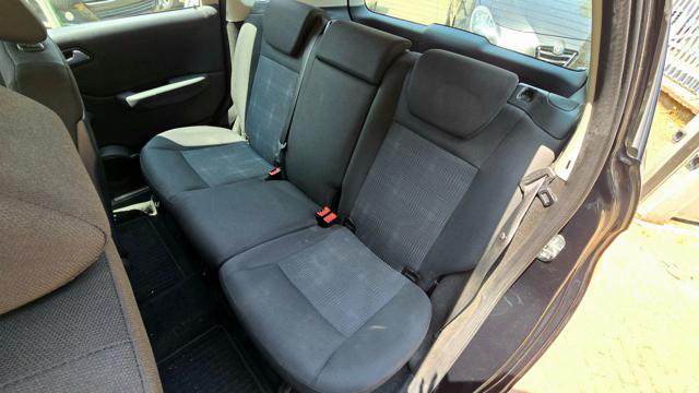 MERCEDES-BENZ A 160 usata, con Autoradio digitale