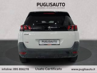 PEUGEOT 5008 usata, con Autoradio
