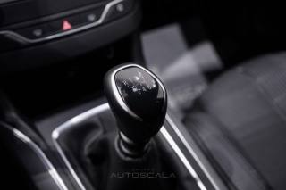 PEUGEOT 308 usata, con Touch screen