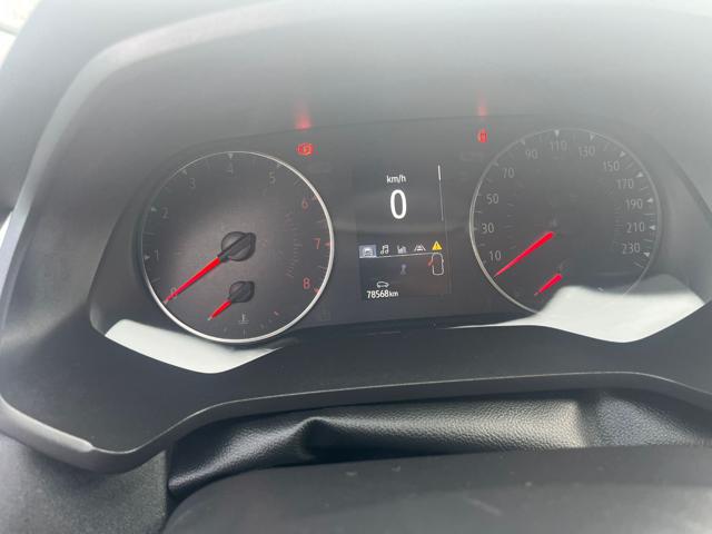 RENAULT Captur usata, con Cruise Control