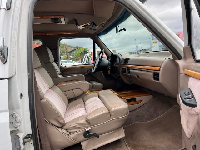 FORD F 350 usata, con Bracciolo