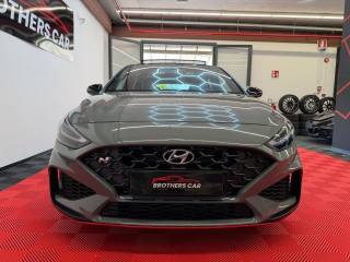 HYUNDAI i30 usata, con Airbag laterali