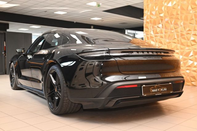 PORSCHE Taycan usata 85