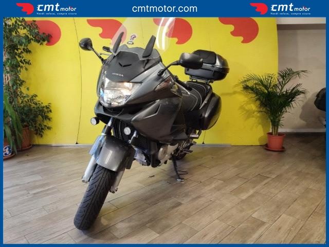 HONDA Deauville 700 usata 1