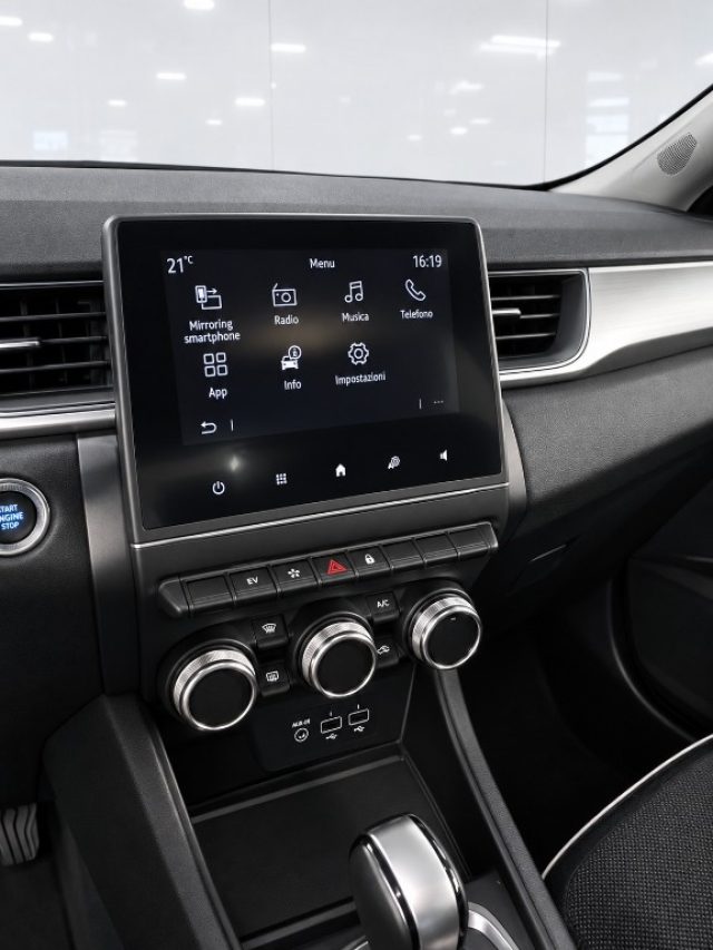 RENAULT Captur usata, con Cruise Control