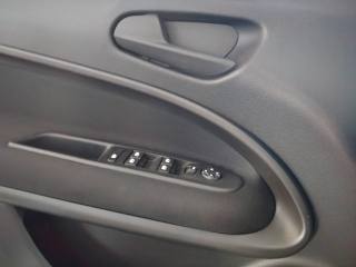 FIAT 600e usata, con Sensori di parcheggio posteriori