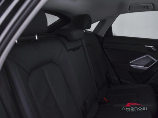 AUDI Q3 usata 10