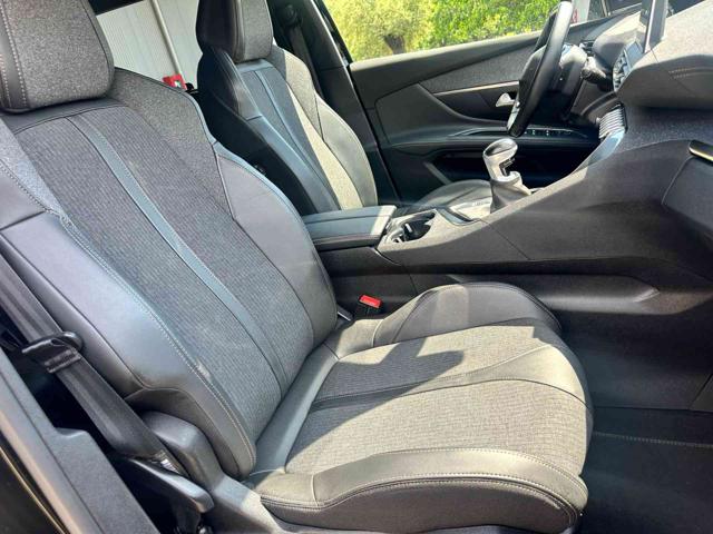 PEUGEOT 5008 usata, con Climatizzatore
