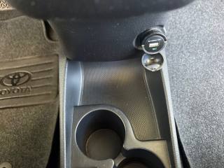 TOYOTA Verso-S usata, con Controllo elettronico della corsia