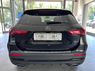 MERCEDES-BENZ GLA 200 usata, con Autoradio