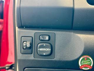 TOYOTA Yaris usata, con Lettore CD