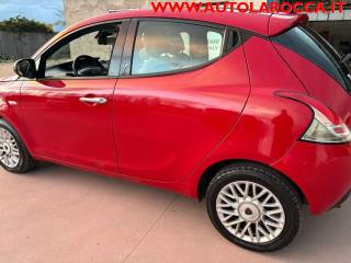 LANCIA Ypsilon usata, con Autoradio
