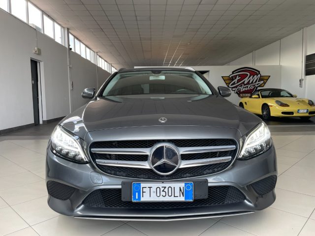 MERCEDES-BENZ C 180 usata, con Luci diurne