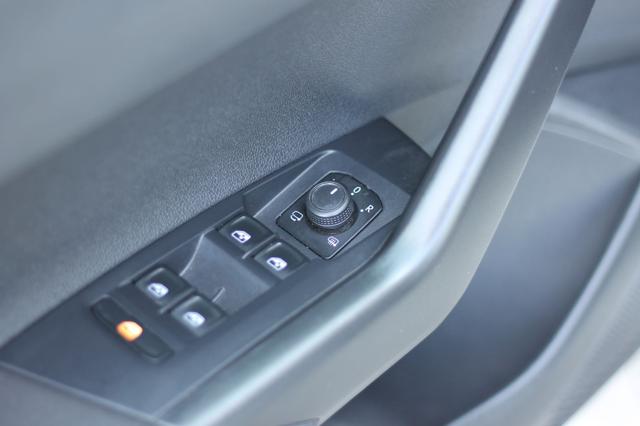 VOLKSWAGEN Taigo usata, con Controllo trazione