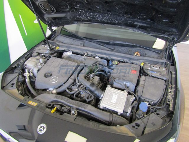 MERCEDES-BENZ A 180 usata, con Luci diurne LED