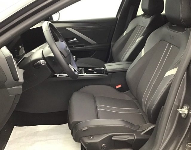 OPEL Astra usata, con Sistema di navigazione